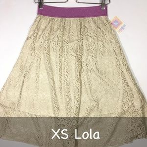 MOVING SALE! LuLaRoe XS Lola Midi Skirt